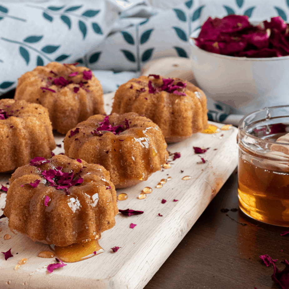Rose Macaron Pink Drip Cake - Honey Bee's Cakes