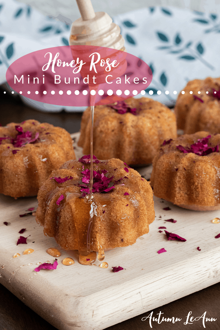 honeyroseminibundtpin1