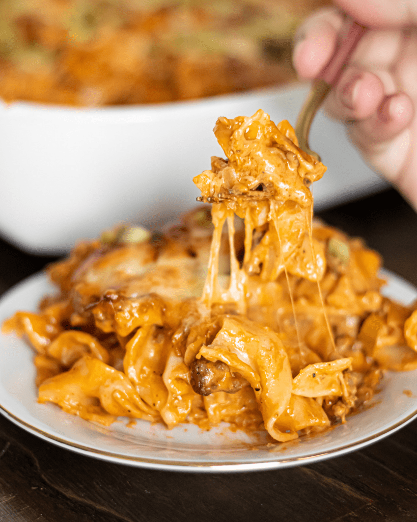 cheeseburger pasta bake photo